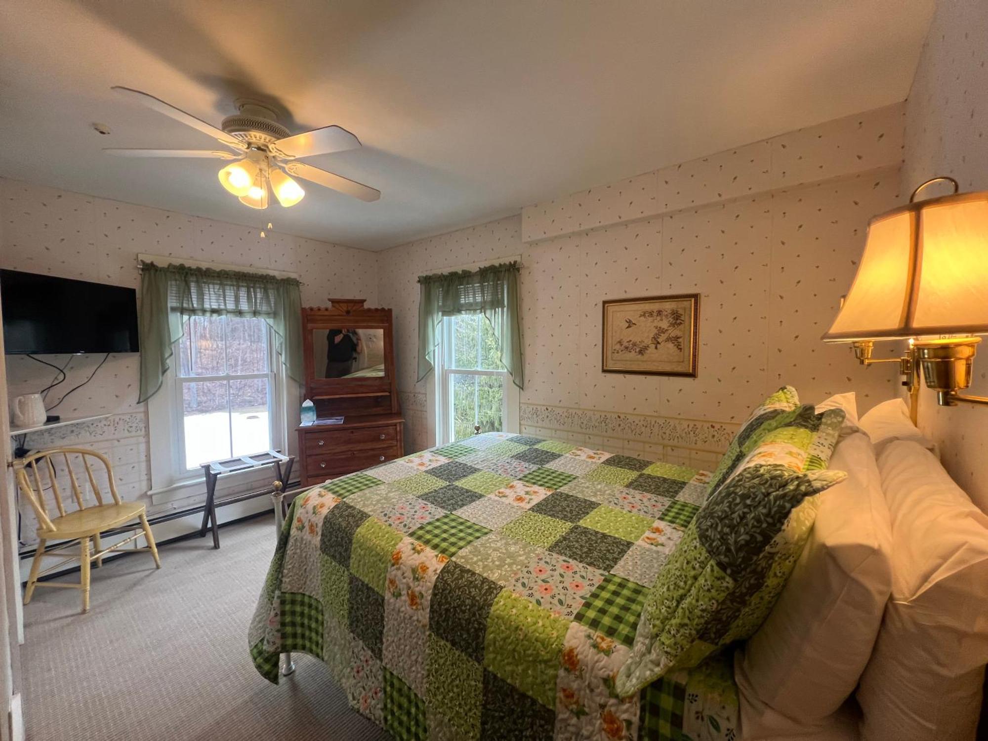 Echo Lake Inn (Adults Only) Plymouth Экстерьер фото