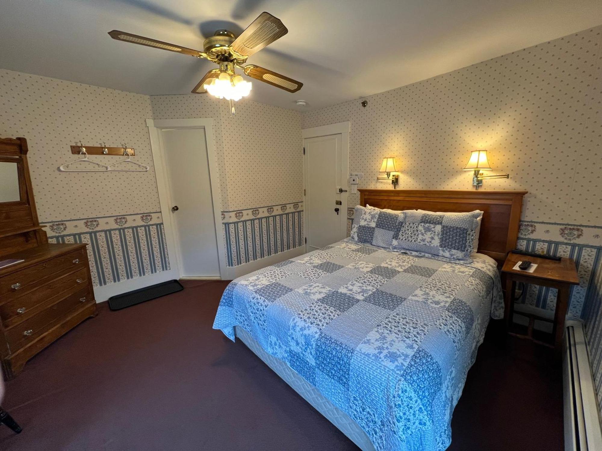 Echo Lake Inn (Adults Only) Plymouth Экстерьер фото
