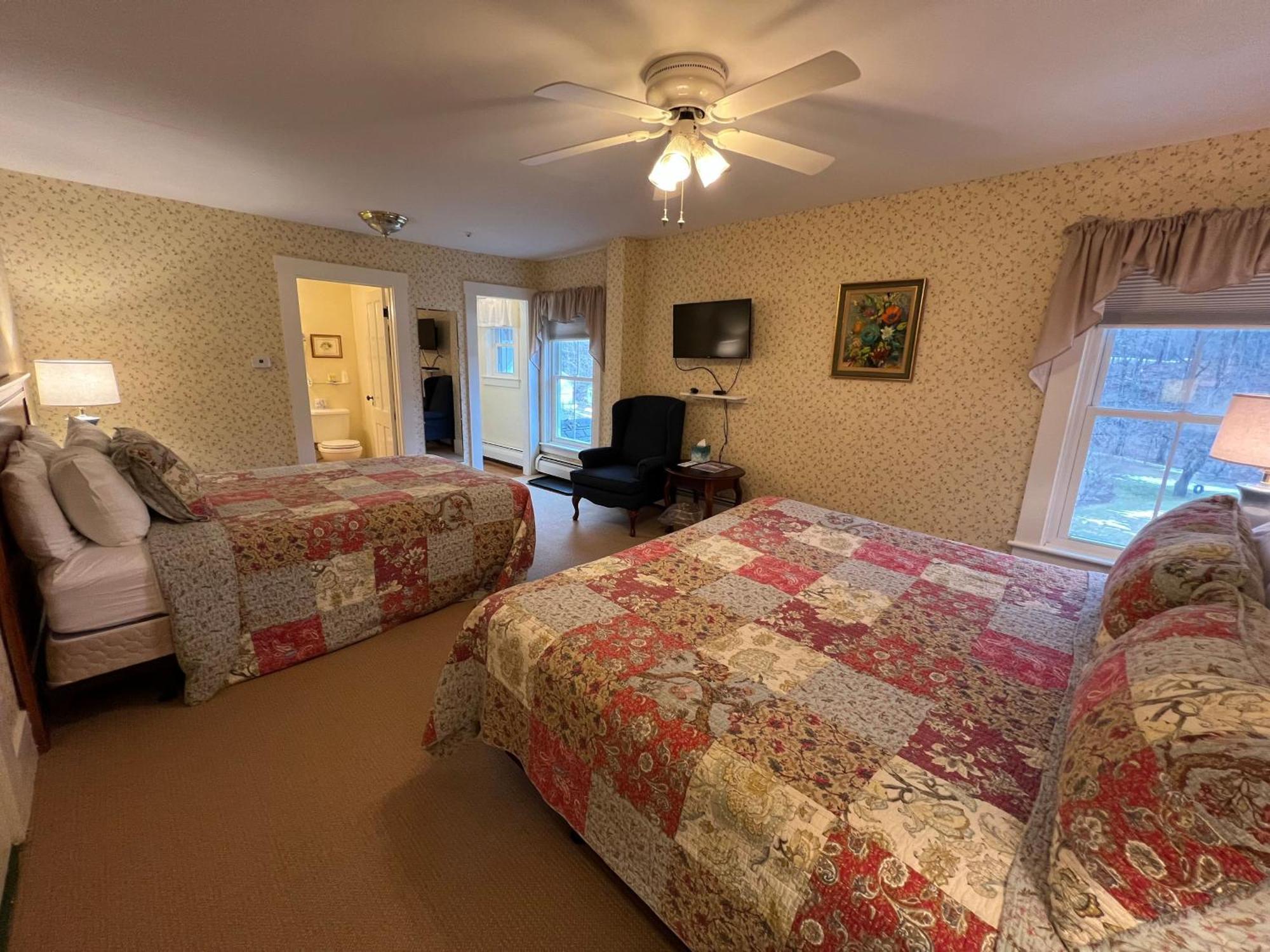 Echo Lake Inn (Adults Only) Plymouth Экстерьер фото